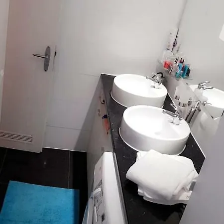 Sehr Schoene Drei Deluex In Apartment Sindelfingen